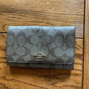 Small Coach Bifold wallet